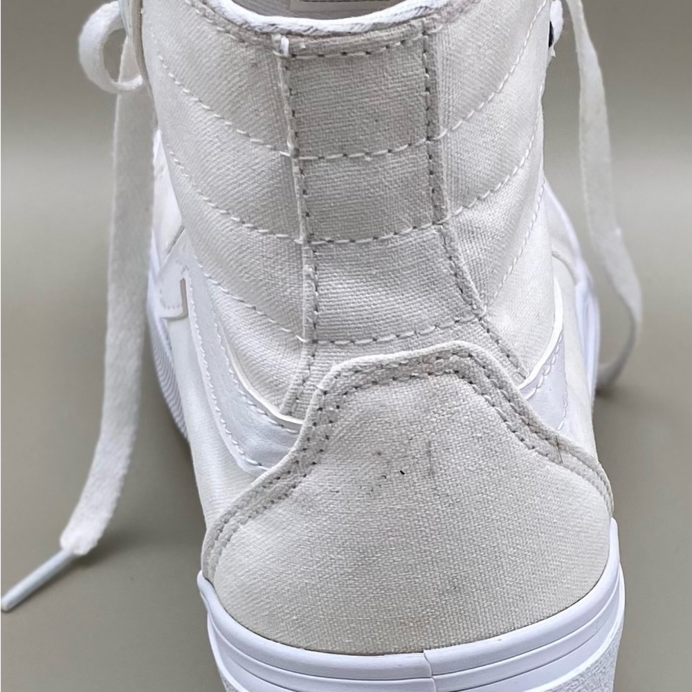 Vans Women’s Sk8-Hi Platform White Gum Sole High Top Skate Sneakers Shoes 7.5 - Picture 14 of 15